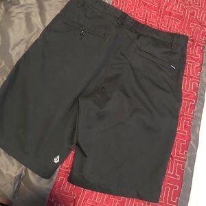 Volcom black shorts